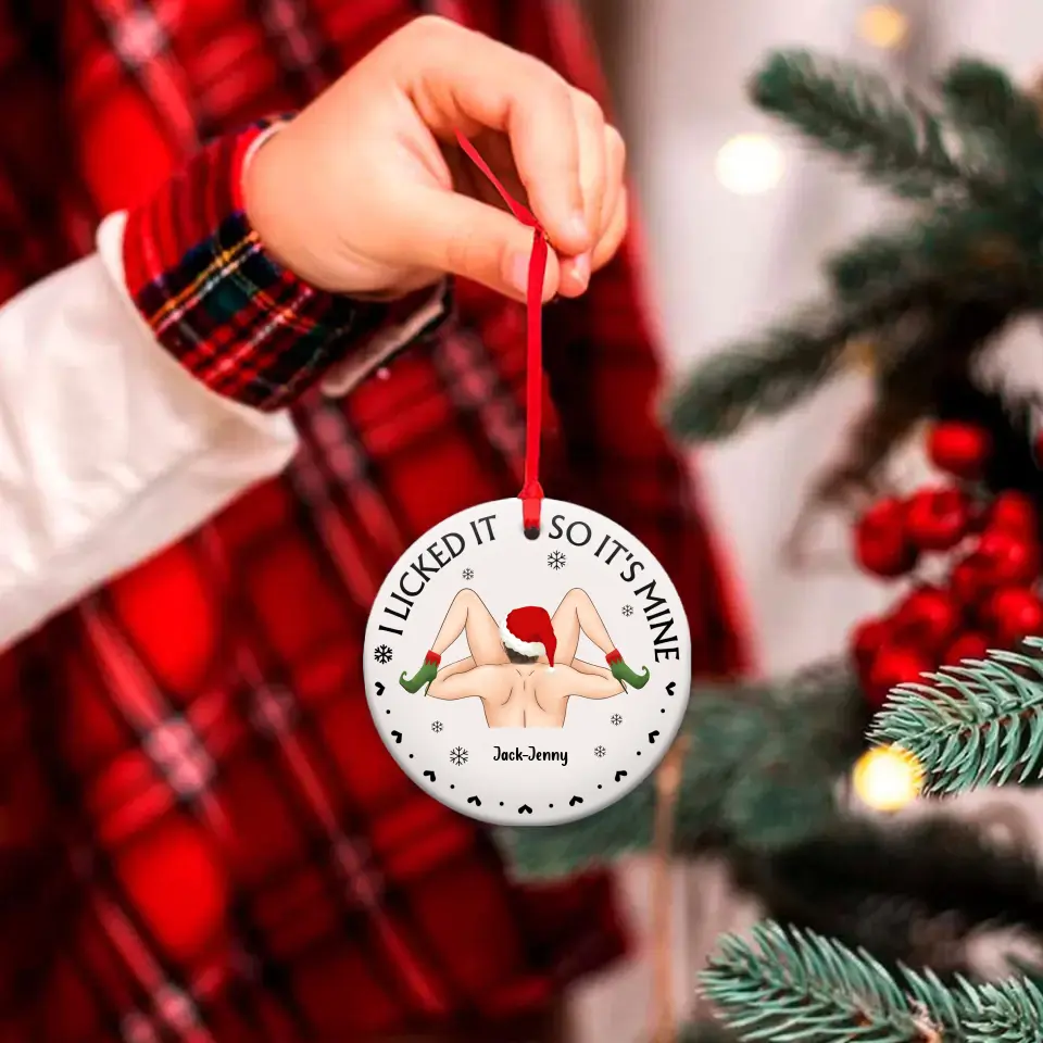 Personalized Christmas Couple Circle Wooden Ornament - Christmas Gift Idea For Couple/Gift To Her - I Licked It So It's Mine