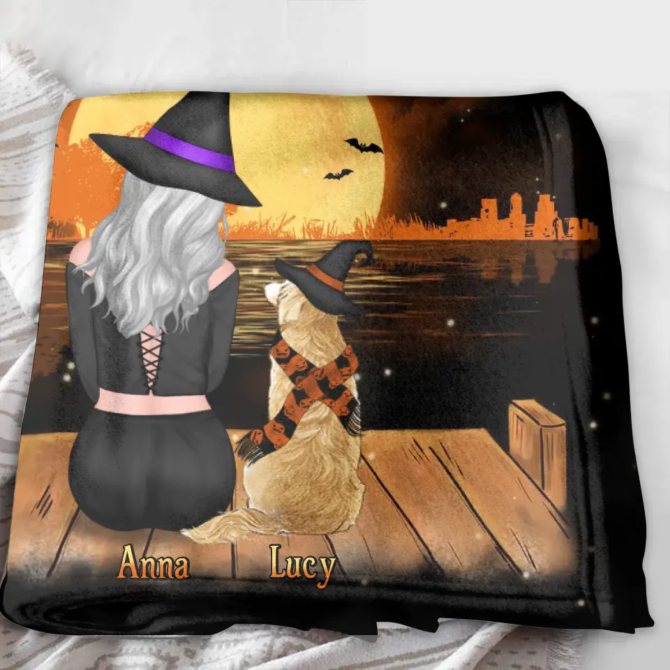 Personalized Dog Mom Fleece Throw Blanket/Quilt - Up to 4 Dogs - Halloween Gift Idea for Dog Lovers - Happy Halloween