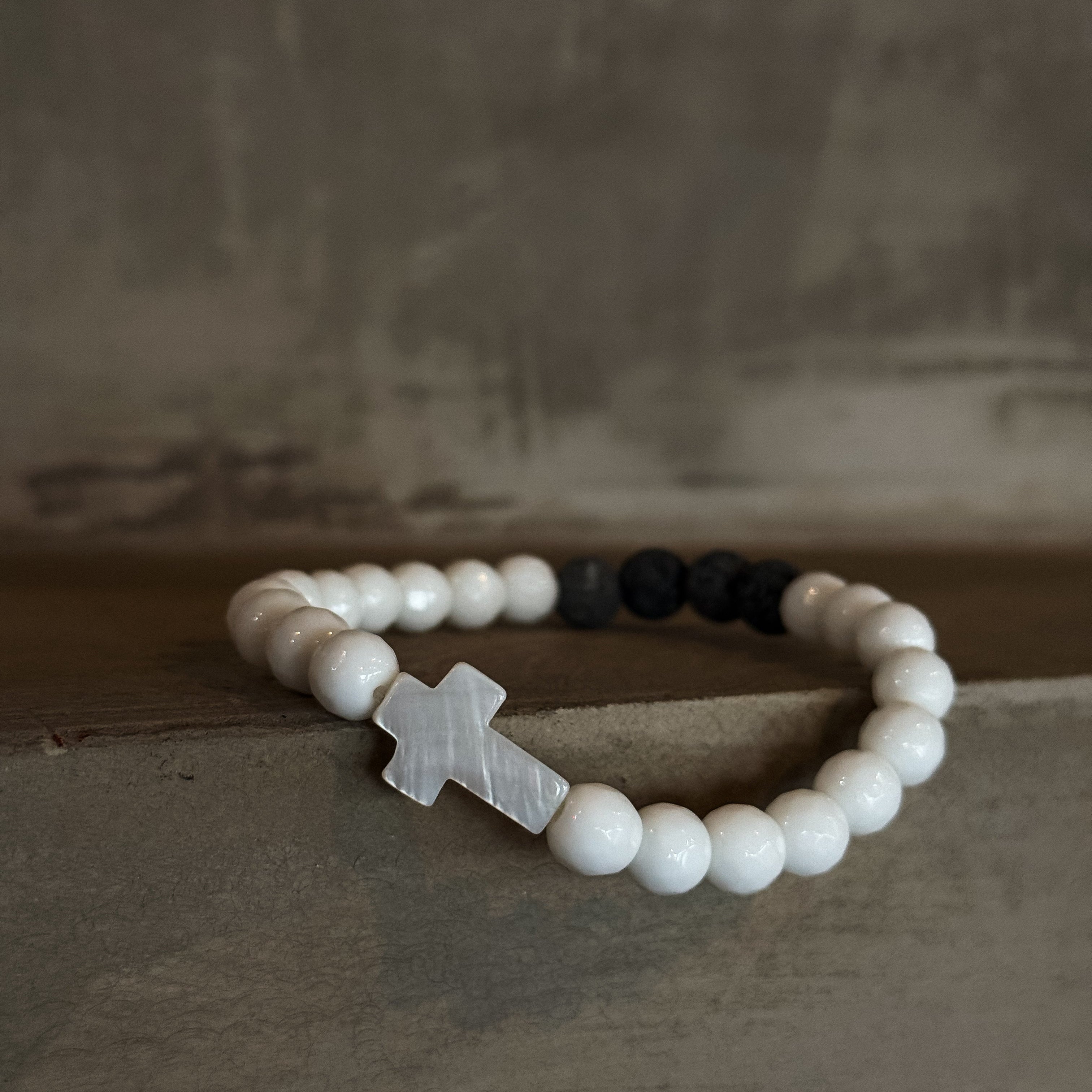 Diffuselet™ White Cross