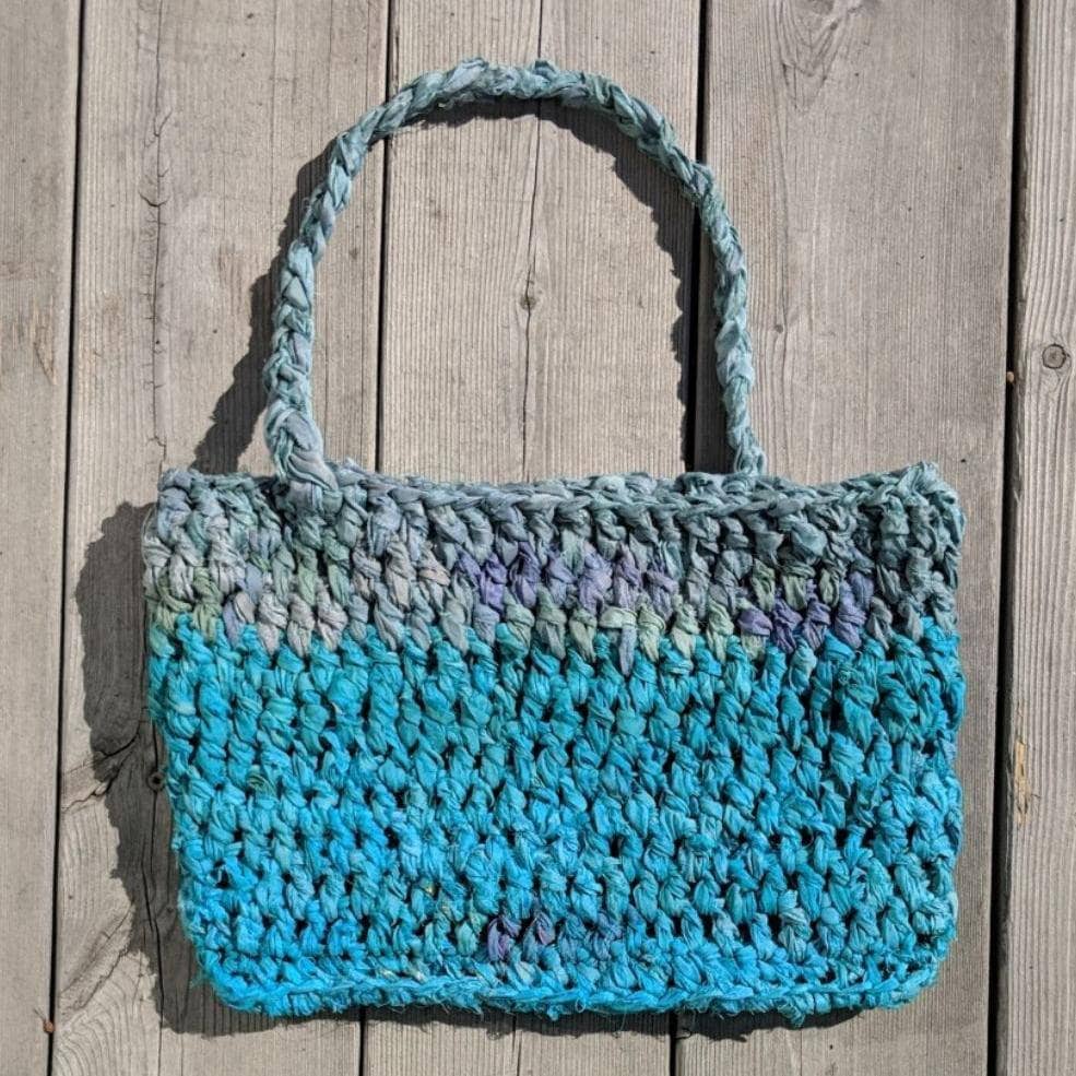 Sea Waves Beach Bag Crochet Kit
