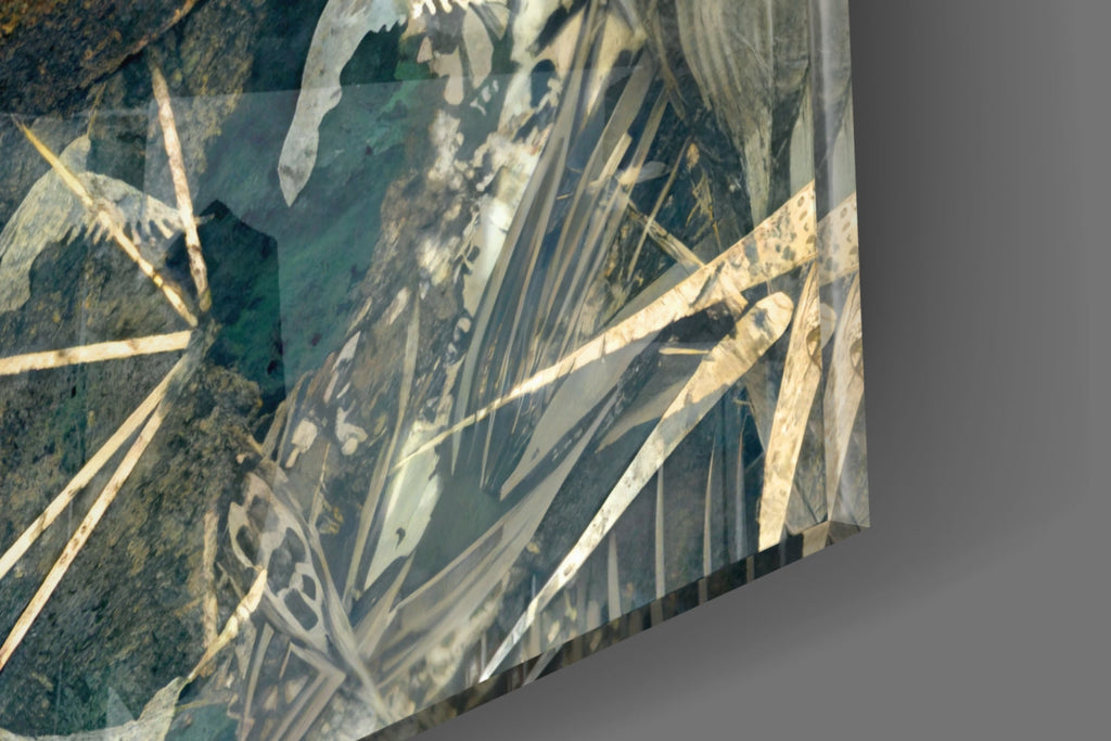 Lips Glass Wall Art
